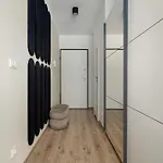 דירה Stylish With Underground Parking And A Perfect Location By Renters *