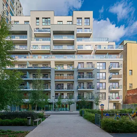 Stylish With Underground Parking And A Perfect Location By Renters Wroclaw